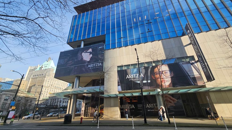 aritzia cf pacific centre vancouver flagship