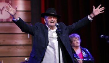 Micky Dolenz Kicks Off '60 Years of the Monkees' Tour: Set List