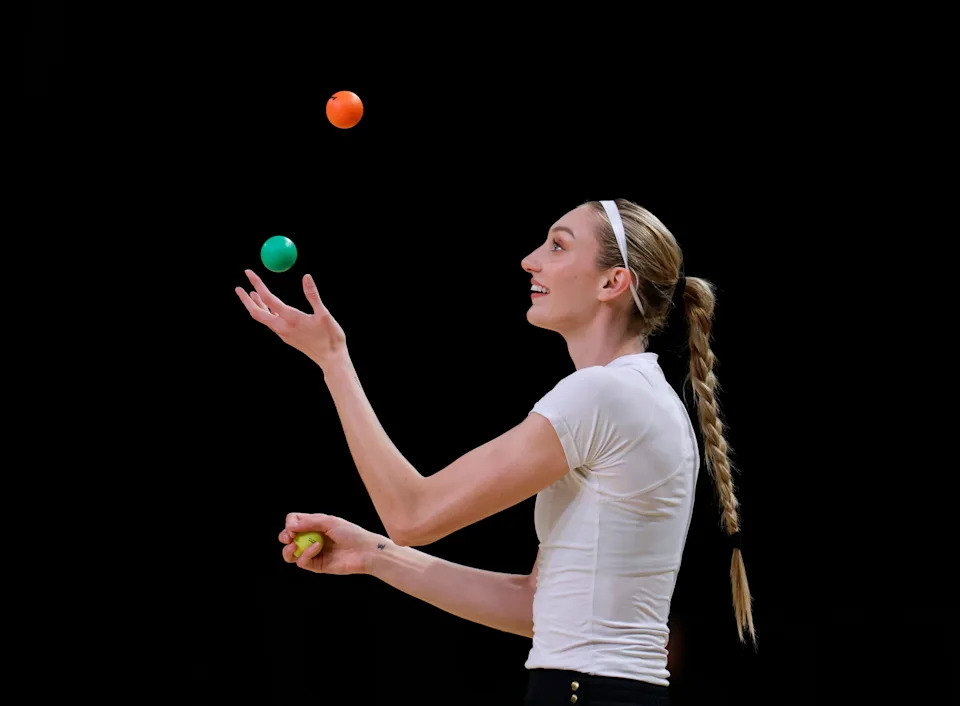 Cameron Brink of the Los Angeles Sparks juggles before the game against the Indiana Fever.