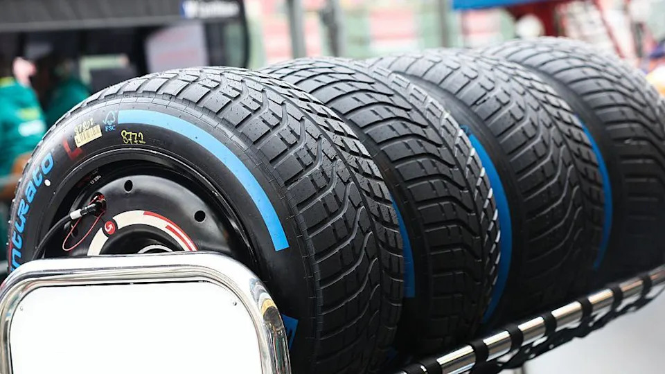 Full wet tyres