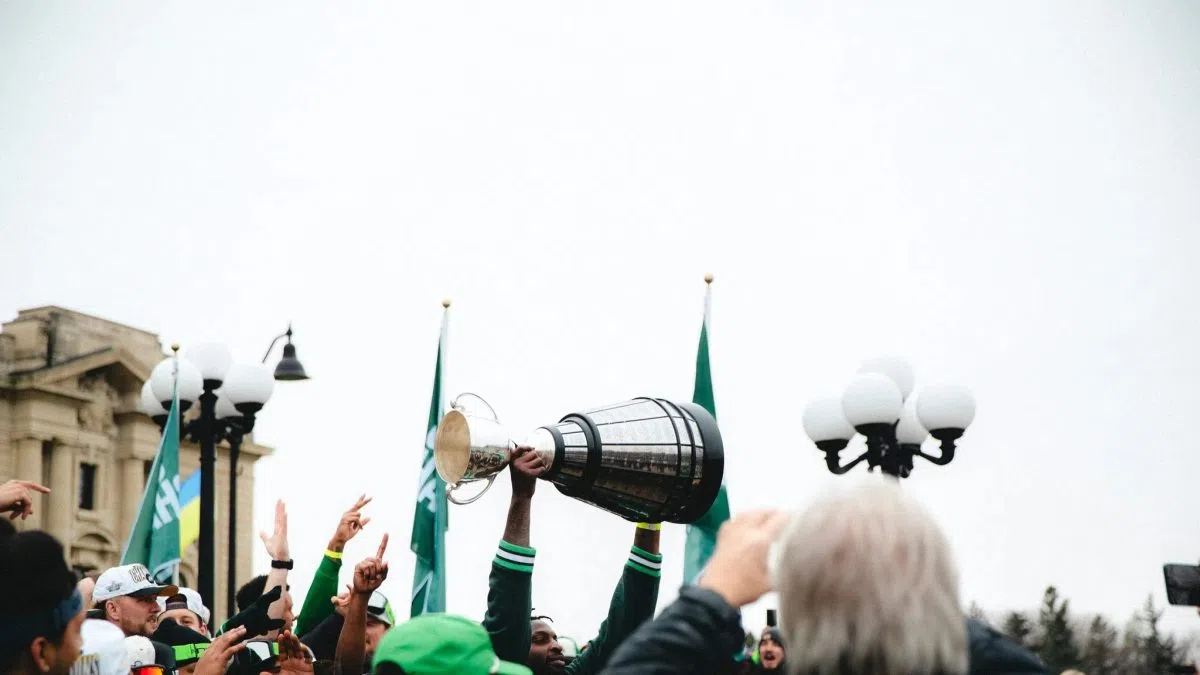 Saskatchewan Roughriders bring Grey Cup Community Tour to North Battleford