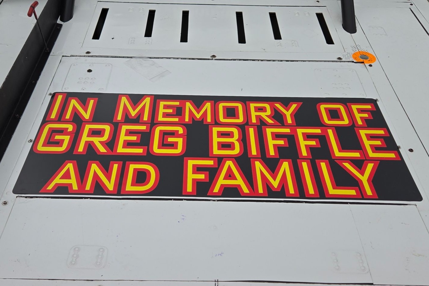 Norm Benning decklid