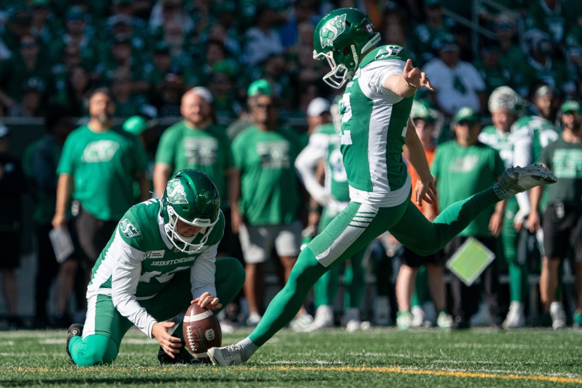 Darian Durant praises Brett Lauther on The SportsCage, calls him one of the best in Saskatchewan Roughriders history