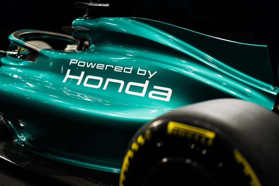 2026 aston martin honda f1 show car