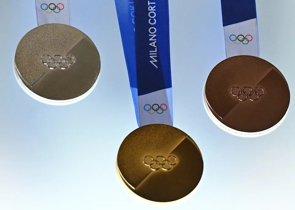 Olympics - 2026 Milano Cortina Winter Olympics medals unveiled - Palazzo Balbi, Venice, Italy - July 15, 2025 General view of the Milano Cortina Winter Olympics medals during the unveiling REUTERS/Alberto Lingria
