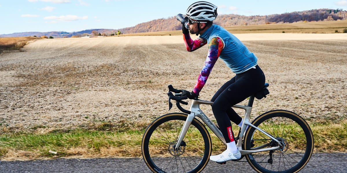 High-Carb Fueling Benefits and Practical Downsides for Cyclists