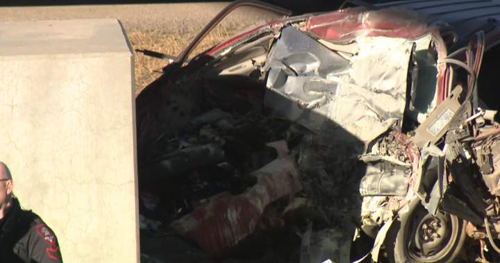 Calgary police investigate fatal crash on 16 Ave. NE