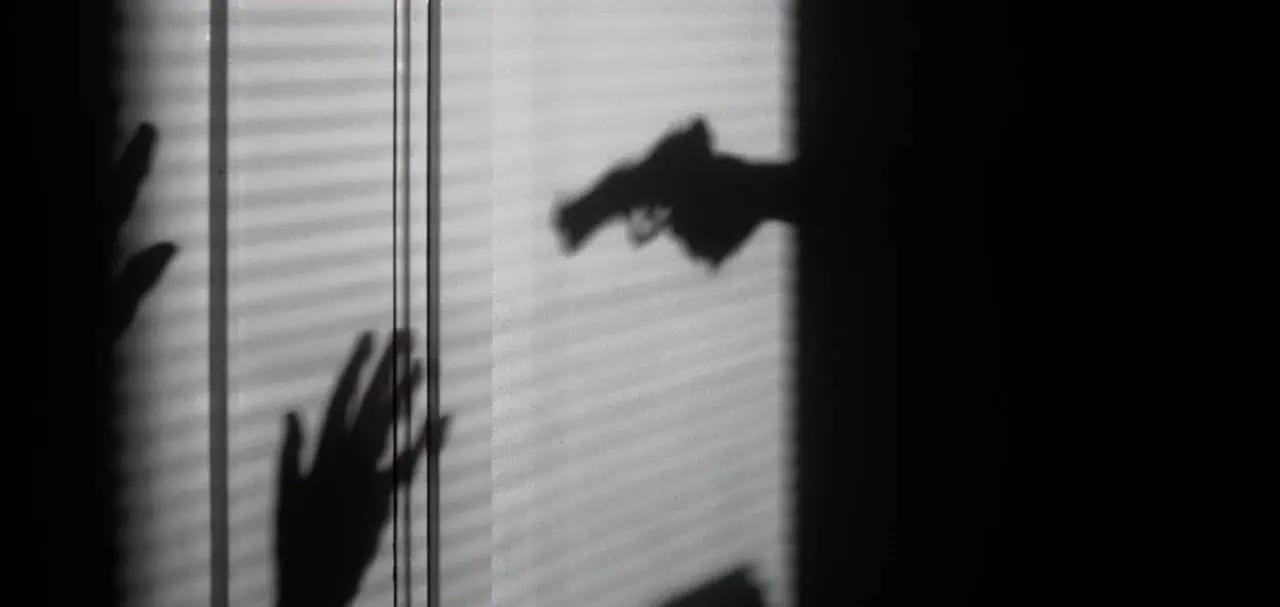 crime rob extortion gun brampton