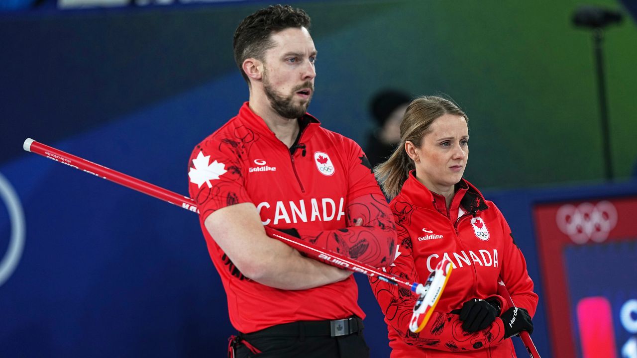 Mixed doubles curling takeaways: Canada's playoff hopes in jeopardy