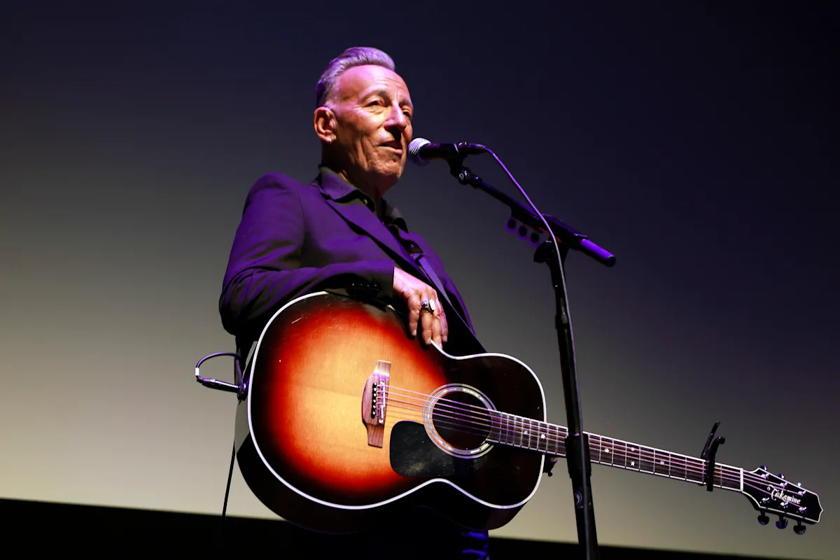 Bruce Springsteen and the E Street Band Announce ‘Land of Hope and Dreams’ American Tour