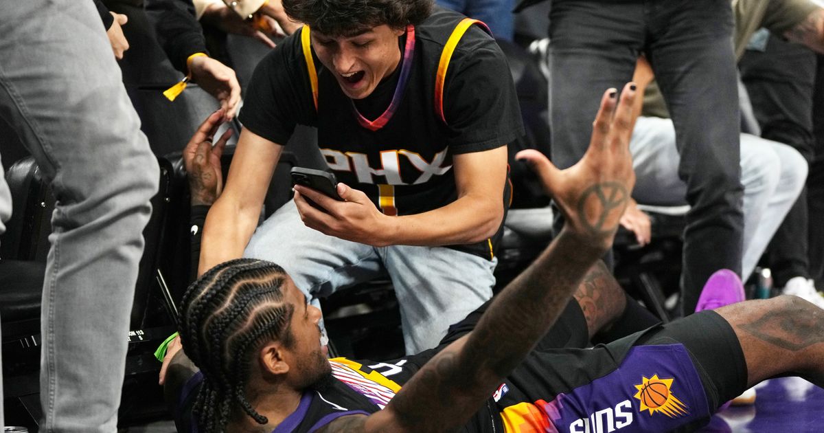 Green shakes off rough night with 3 at buzzer, Suns edge Magic 113-110 in 2 OT :: WRAL.com