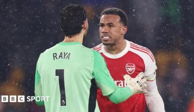 Gabriel reacts to Arsenal conceding