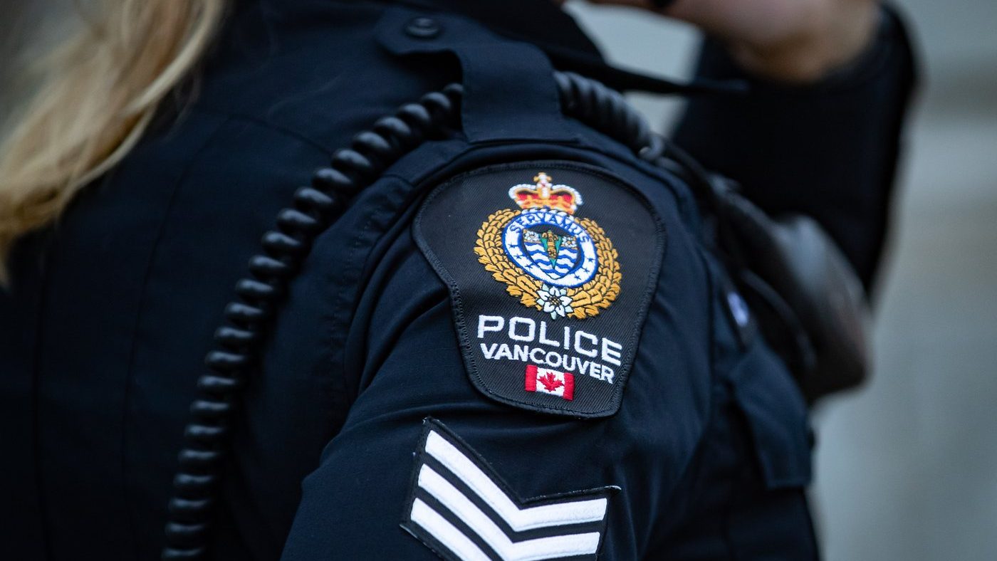 Vancouver doctor facing sexual assault charges of 2 teens: police