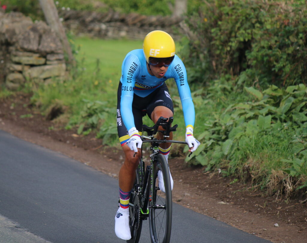 Daniel Martinez, Colombia