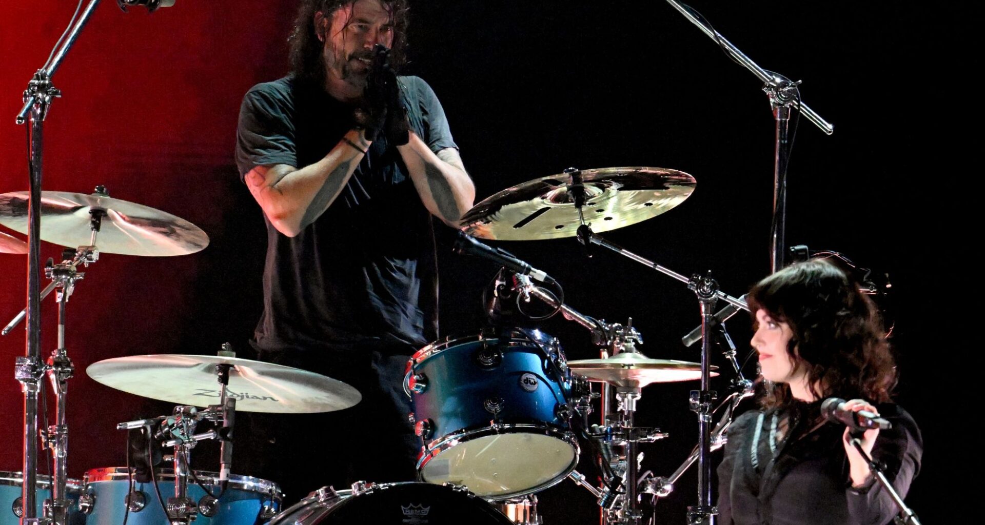 Dave Grohl "had no idea" daughter Violet had signed a record deal until she told him at dinner