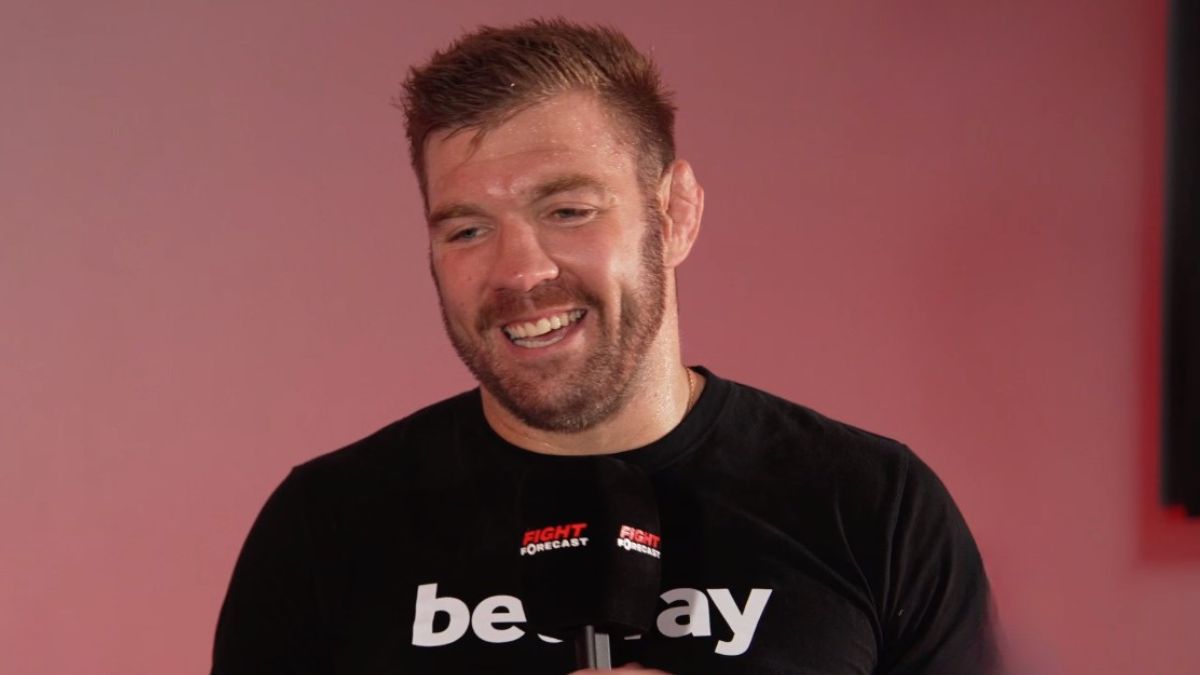 Du Plessis Blames Chimaev for 'Terrible Fight,' Wants Rematch