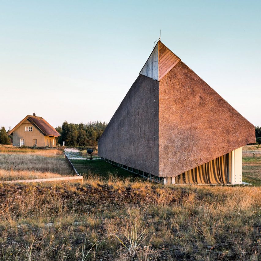 Dune House, Latvia, by Archispektras