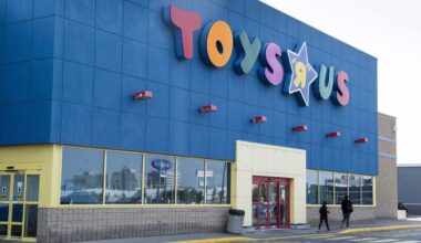 Toys 'R' Us Canada files for creditor protection, owes vendors $120M