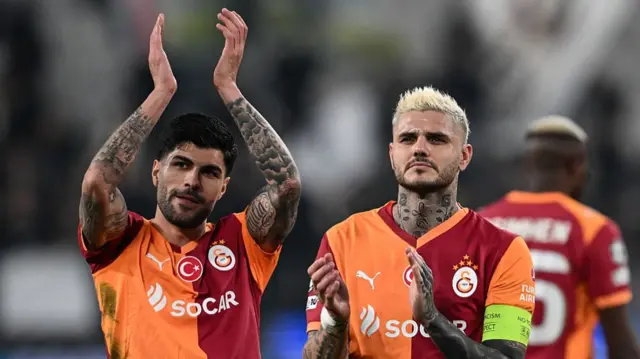 Mauro Icardi and Eren Elmali celebrate after the game