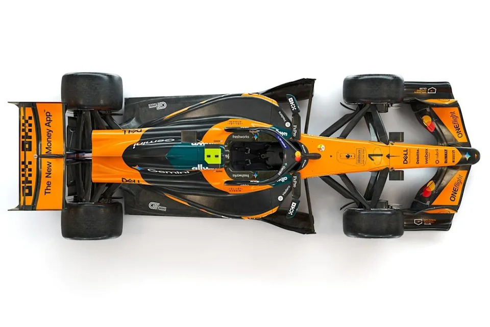 McLaren MCL40 livery