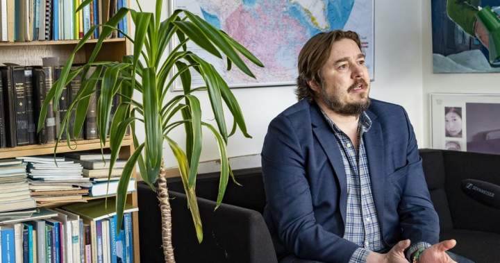 Inuit look to Greenland’s social model as Canada pursues military buildup in Arctic - National