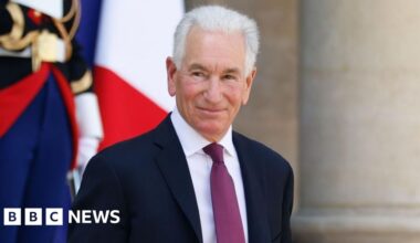 US ambassador to France set for talks with foreign minister after row - BBC