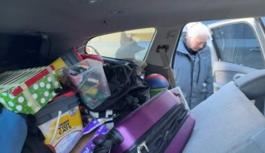 Calgary family living in a car calls for more resources for unhoused families