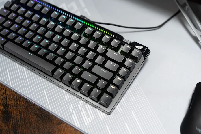 1K vs. 8K: What is polling rate, and how does it affect your experience with a gaming keyboard or mouse?
