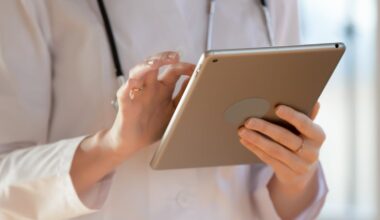 Smartphone photos may be misleading doctors and putting patients at risk – new research