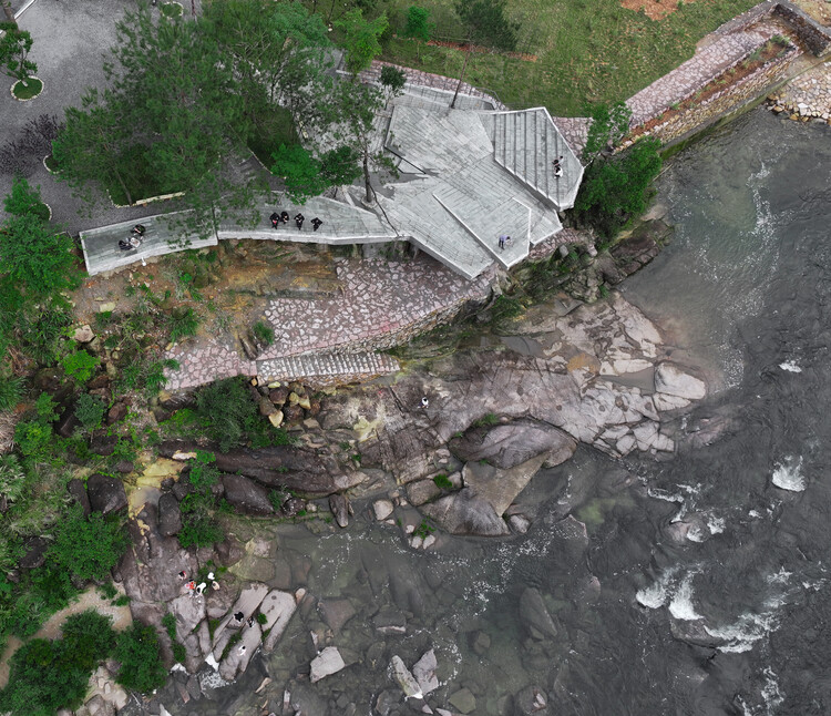 Fujian Wuyi Mountain National Park Moon Bay Observation Deck / CLAB Architects - Image 1 of 40