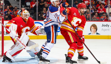 Cooley makes 36 saves, Flames hold off Oilers