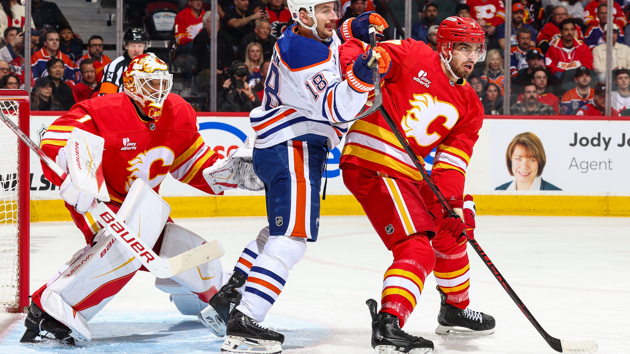 Cooley makes 36 saves, Flames hold off Oilers