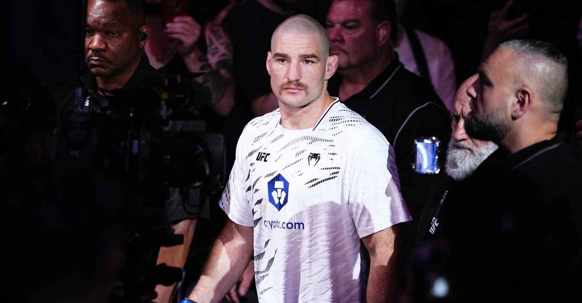 Comedian Preacher Lawson claims Sean Strickland knocked him out during sparring session