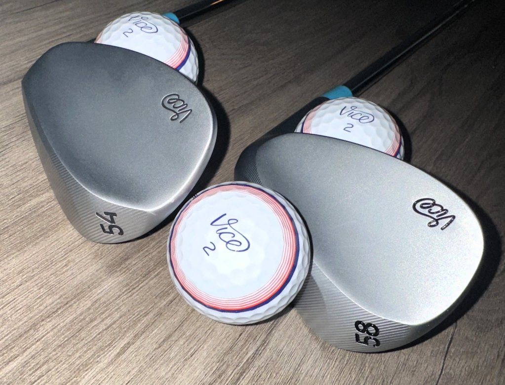 Heads with balls.JPEG Heads with balls.JPEG