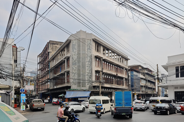 Heritage in Motion: Bangkok’s Buildings That Continue to Become - Image 1 of 22