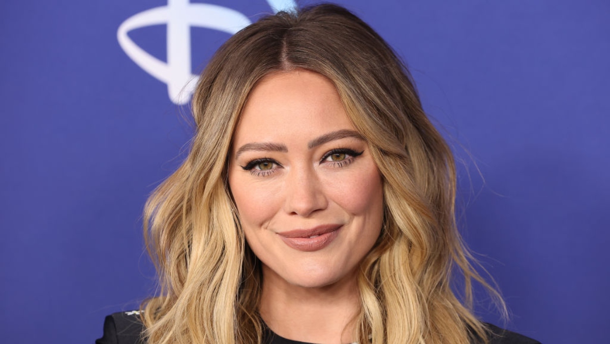 Hilary Duff Continues Her Comeback Tour In Just A Towel