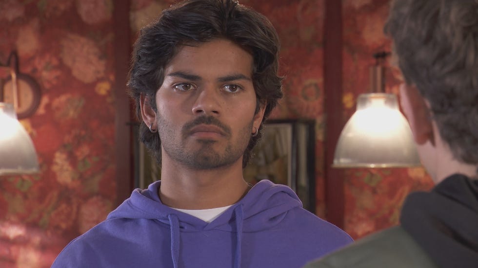 dillon ray in hollyoaks