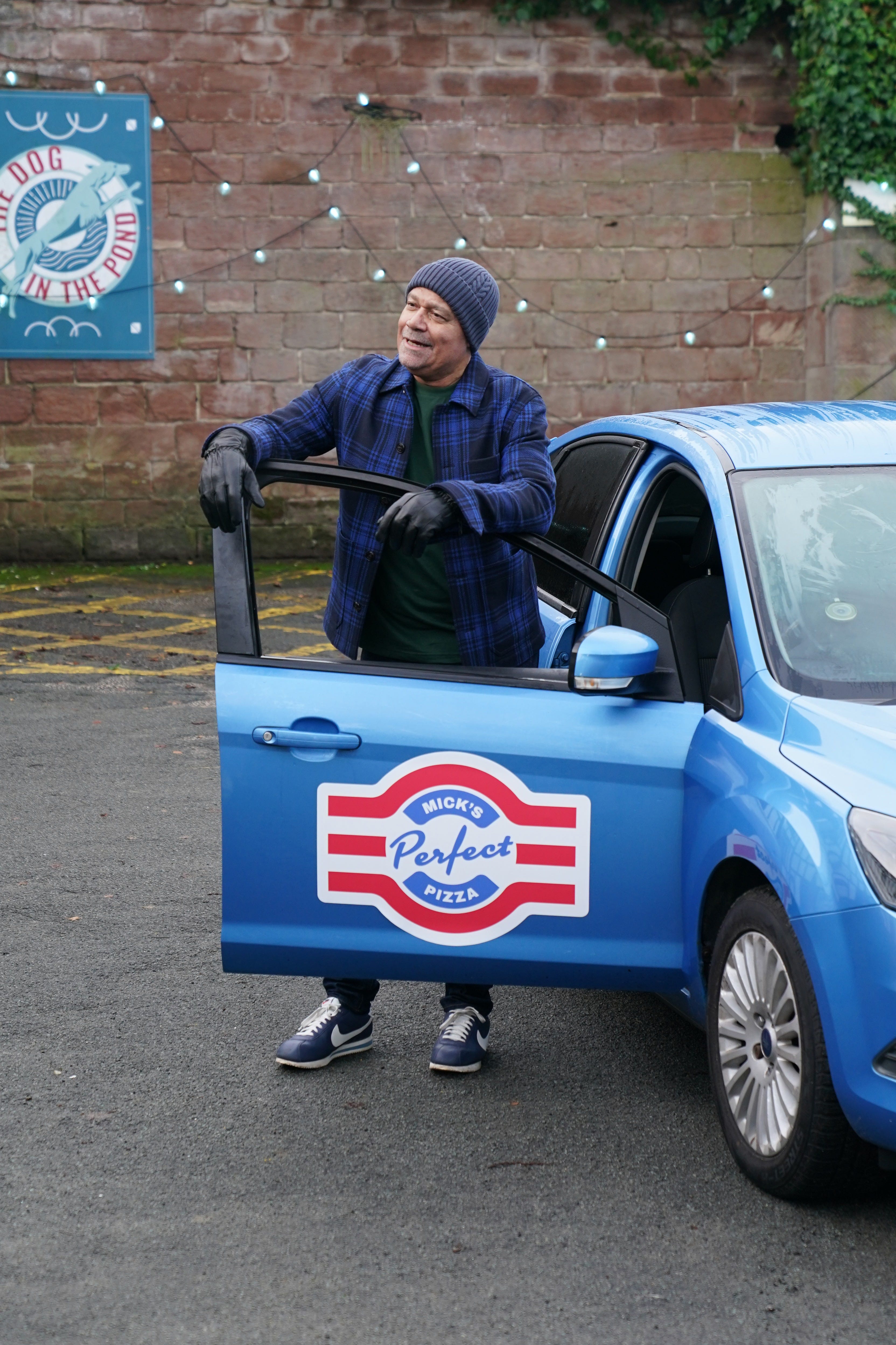 donny clark in hollyoaks