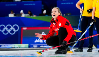 Final thread snaps in Team Homan’s improbable pursuit of gold, Hannah Schmidt a thread short in ski cross – OttawaSportsPages.ca