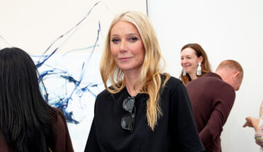 No queuing please! How to keep art world VIPs happy