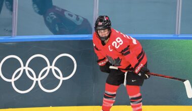 Canada's rout of Czechia overshadowed by injury to 'irreplaceable' Poulin – TSN