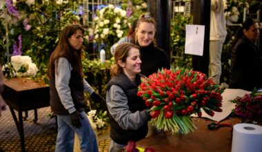 Canadians still spending money on Valentine’s Day despite rising cost of living - CTV News