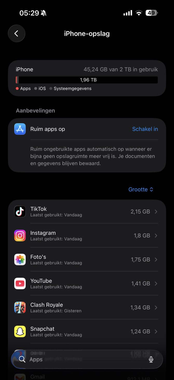 An iPhone 17 Pro Max customer received a replacement from Apple with 8x the internal storage