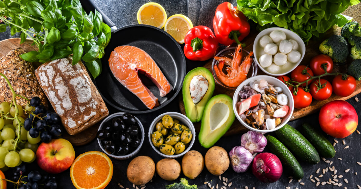 Certain diets may help reduce inflammation in MS, new review finds