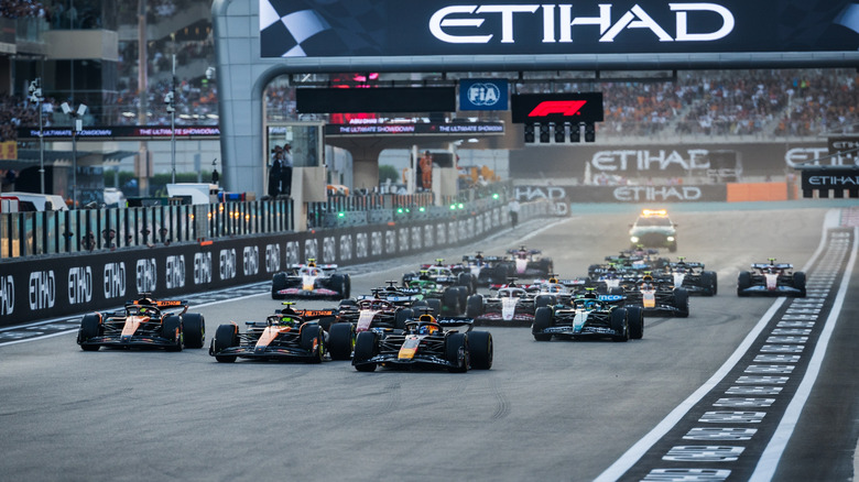 A shot of the 2025 Abu Dhabi Grand Prix start