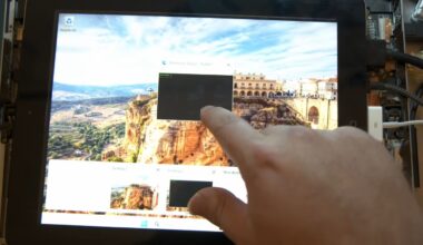 Upcycling An IPad Into A Touchscreen Display For Your PC
