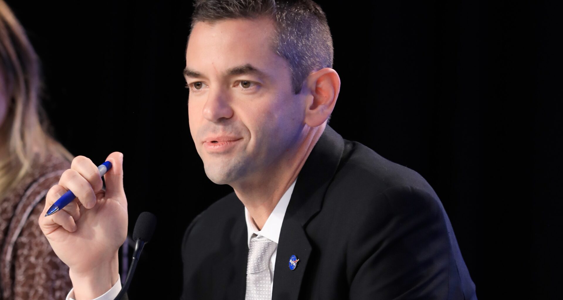 Isaacman planning to meet with head of Roscosmos