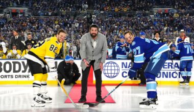 Maroon performs puck drop at 2026 Stadium Series