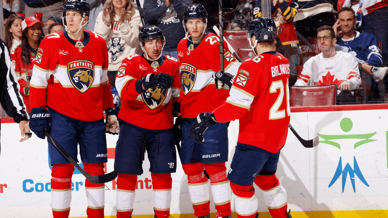 Panthers score 3 in 1st period, hold off Maple Leafs