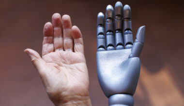 China Built A Shape-Shifting Robot That Can Grow Like A Human